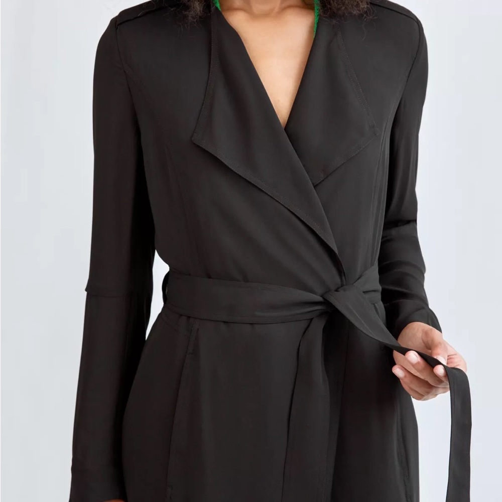 Babaton Flowy Trench Coat - Picture 5 of 5